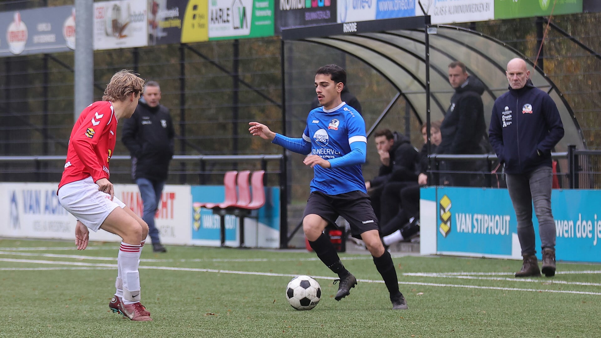 Olympia'18-trainer Wil Beijer (rechts) gaat voor een achtste seizoen in Boxmeer: 'Ik wil gaan oogsten met deze groep.'