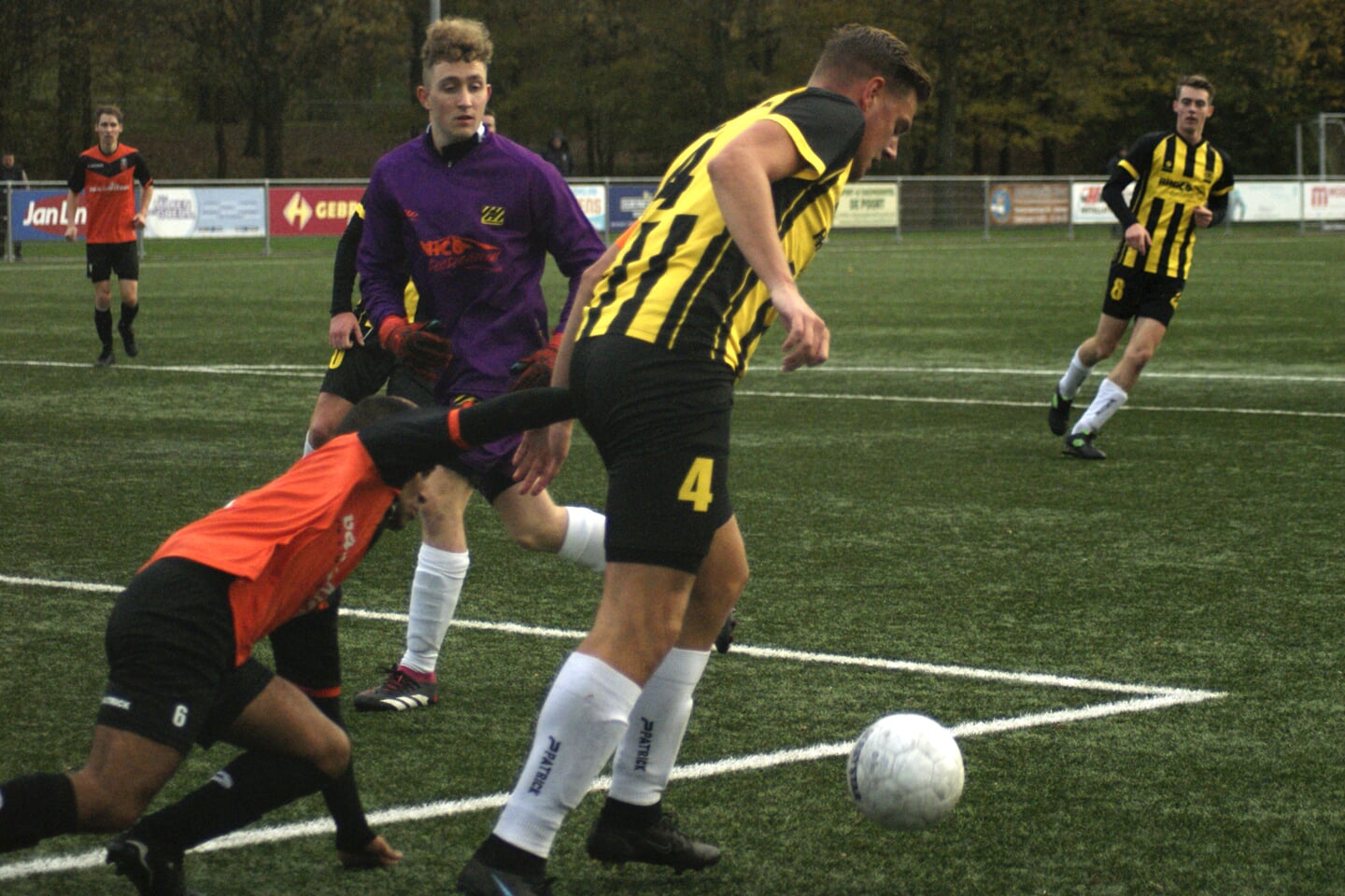 Vitesse'08 versloeg SES Langenboom en meldt zich nadrukkelijk in de topvijf.