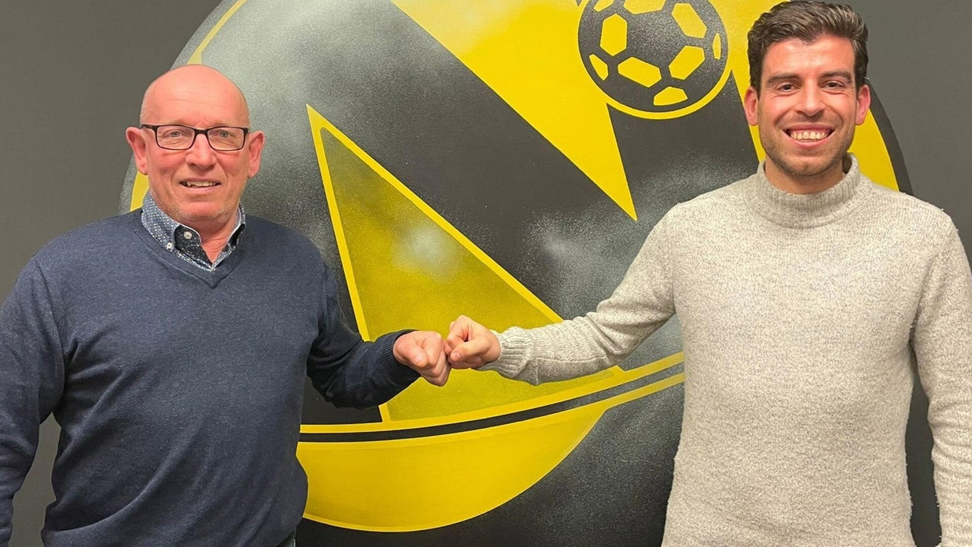 Giovanni Henskens (36) verlengt zijn contract en gaat voor een derde seizoen in Nuland.