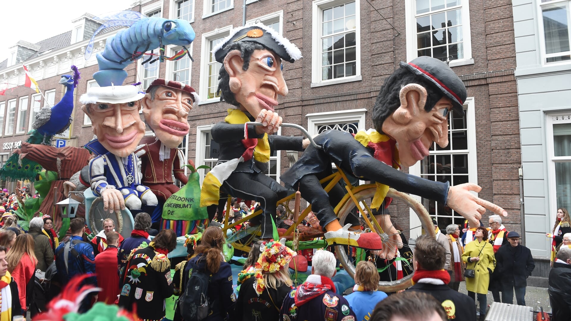 De carnavalsmaandag in Oeteldonk belooft opnieuw veel goeds met de Grote Optocht en nog veel meer moois.