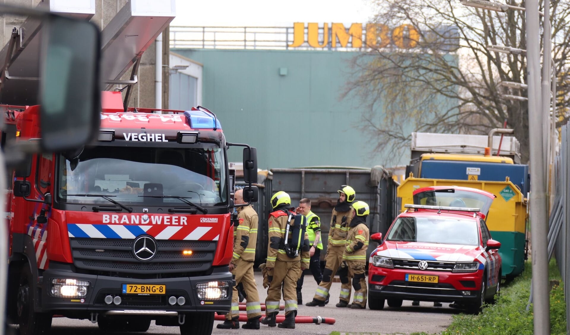 bronzen Woedend spellen Brandweer Veghel en Heeswijk-Dinther rukken uit voor brand bij Agrifirm -  Adverteren Veghel | Stadskrant Veghel | Krant en Online
