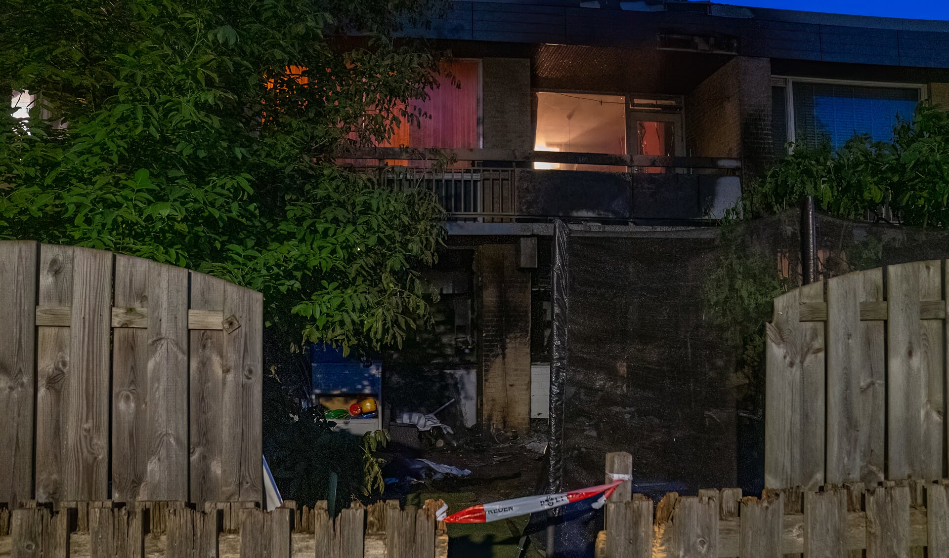In de nacht van donderdag op vrijdag rond 02.45 uur is er brand uitgebroken in een woning aan De Kabouters in Den Bosch.
