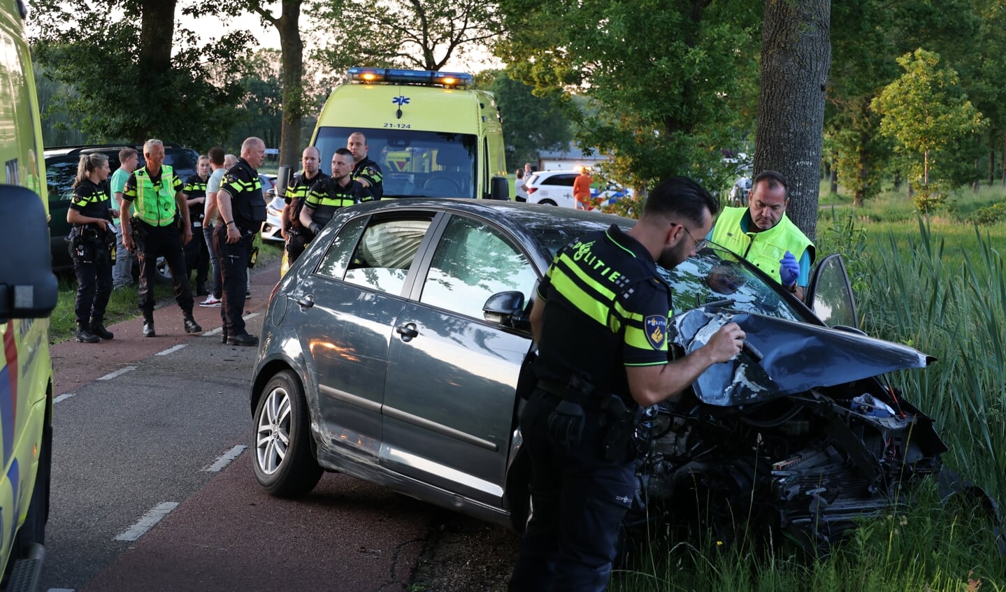 Drie personen naar ziekenhuis na eenzijdig ongeval in Heesch