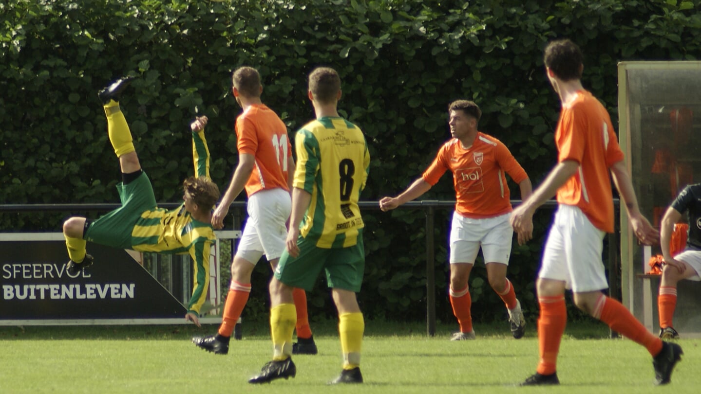 Toxandria versloeg Constantia en bekert verder.