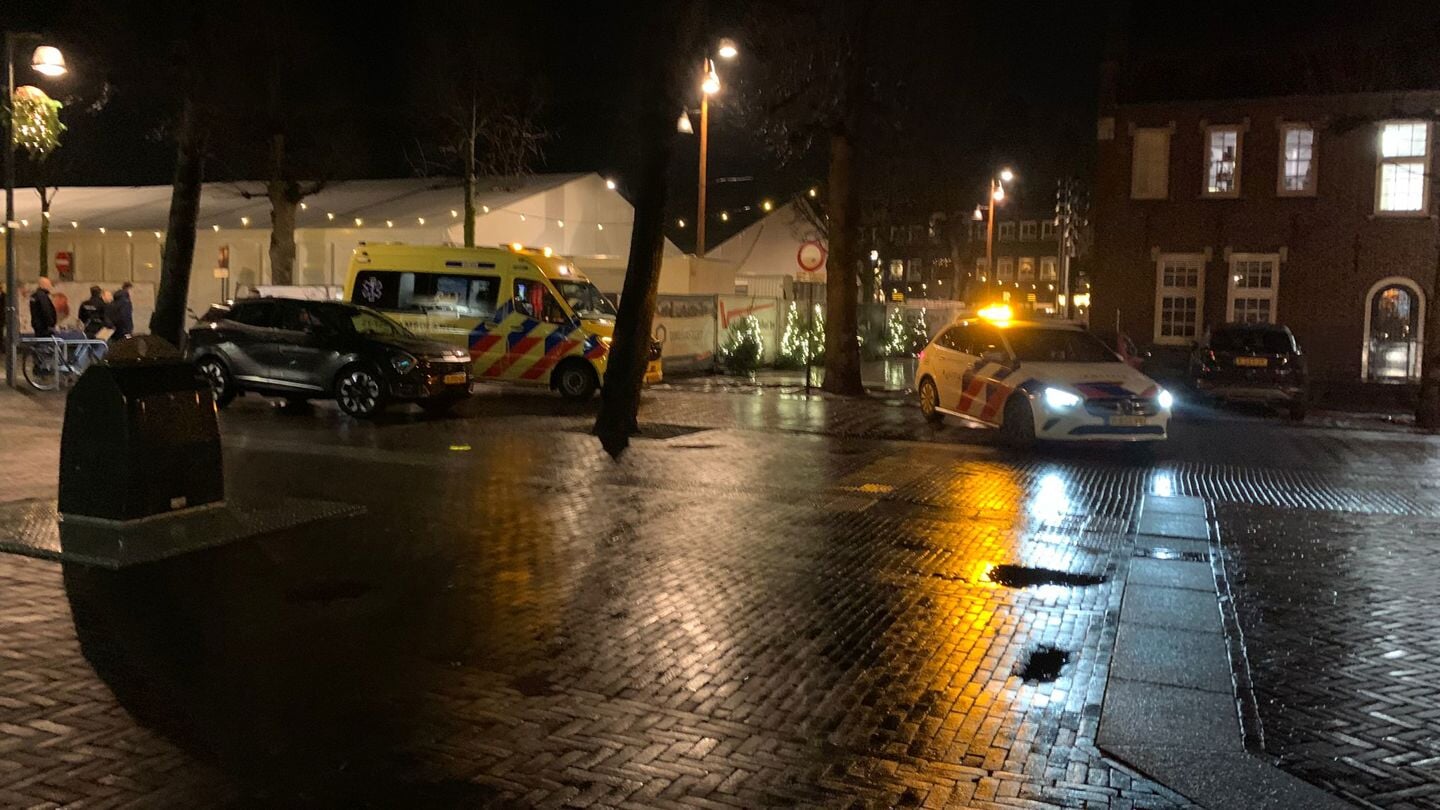 Voetganger Zwaargewond Na Ongeval Met Scooter Op Markt Adverteren Uden Udens Weekblad