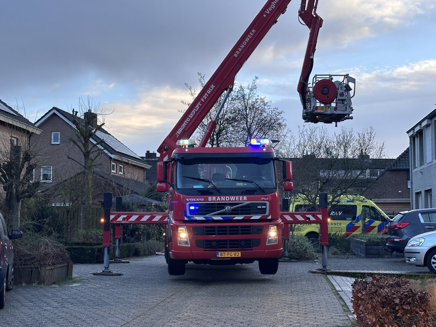 Veghelse Brandweer Opgeroepen Voor Medisch Incident Aan Venkellaar ...