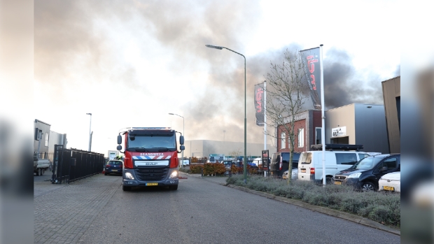 Hulpdiensten groots ingezet voor brand in Ravenstein