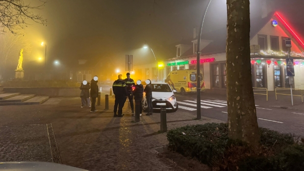 Voetganger aangereden door auto in Erp