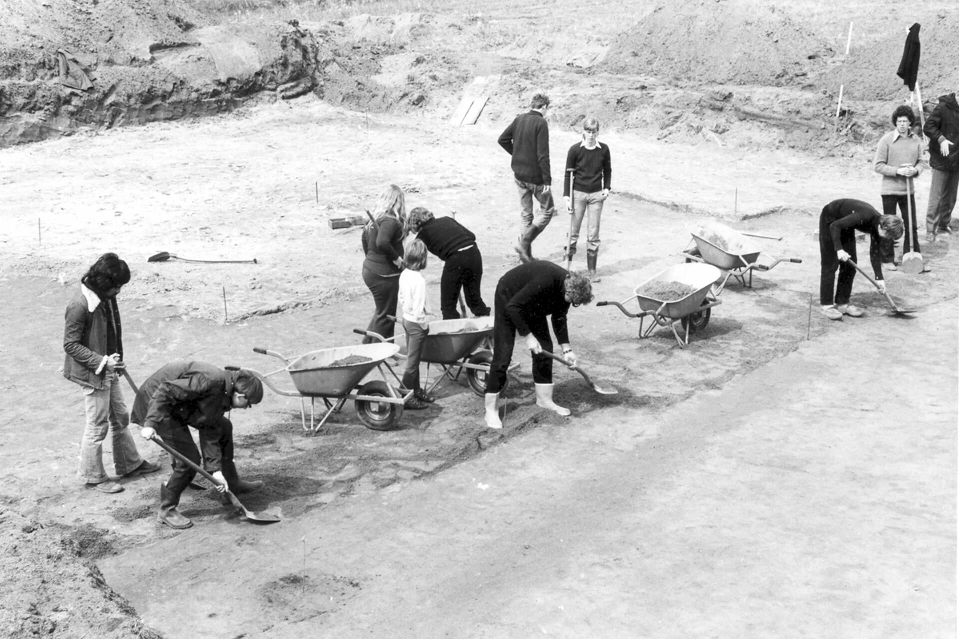 Archeologen uit Leiden aan het werk in Oss in vroeger tijden.