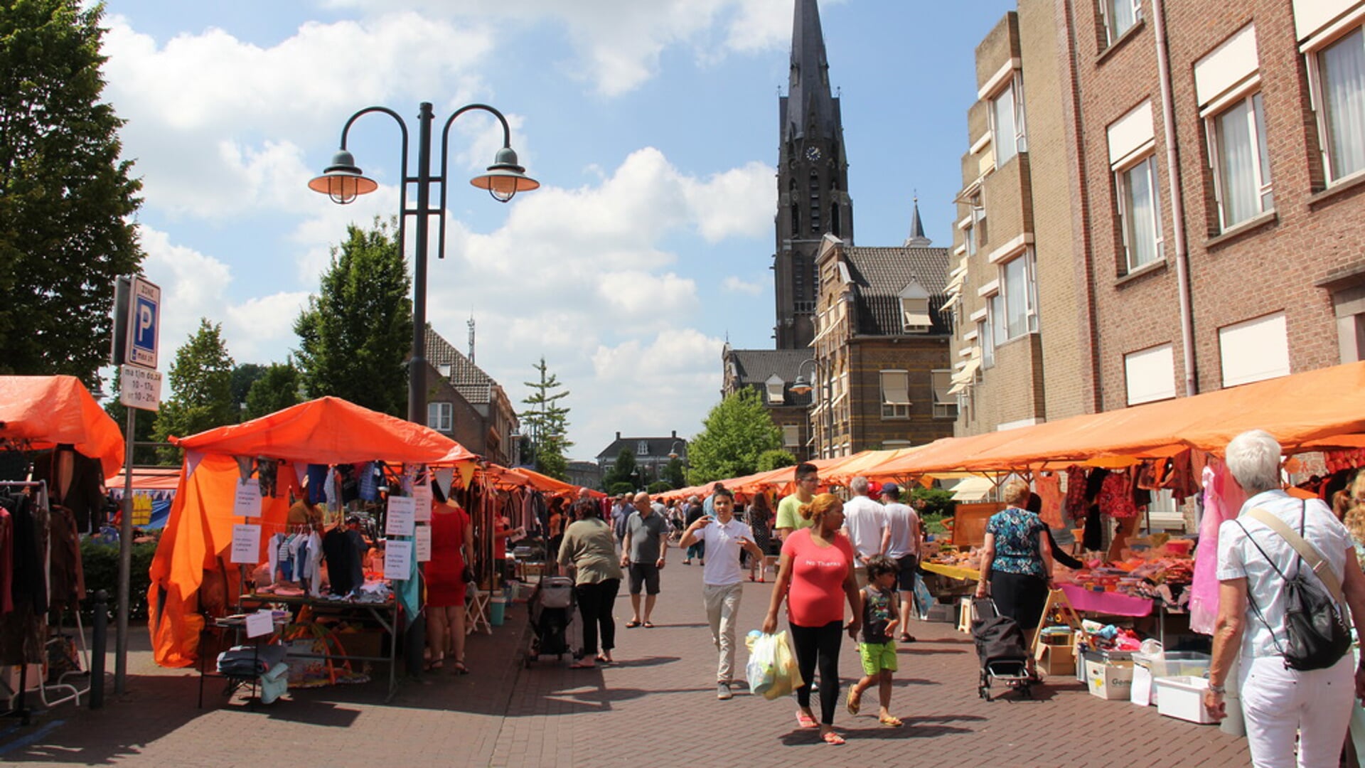 De Vaderdag Vlooienmarkt is op zondag 16 juni.