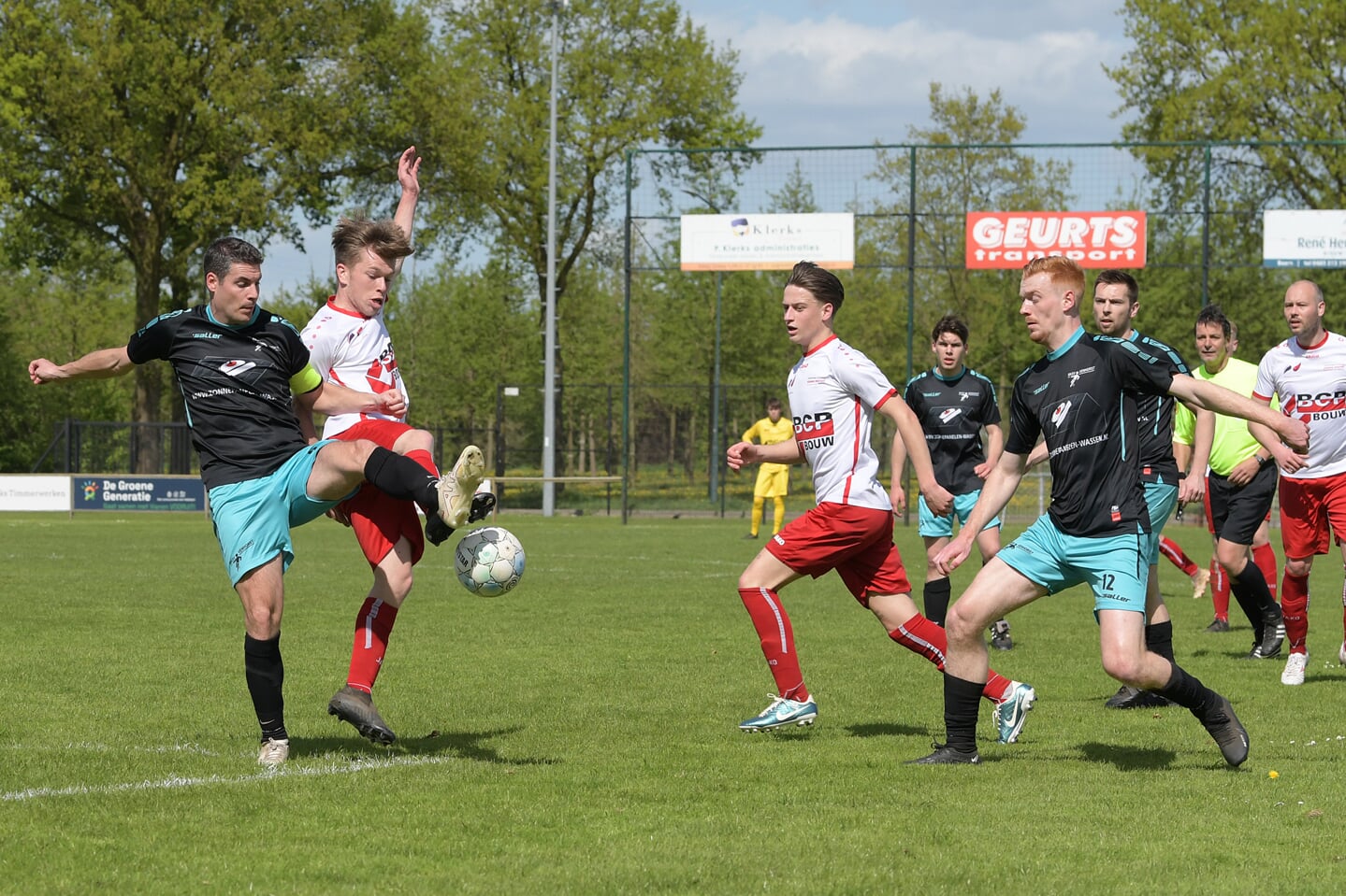 Vianen en Venhorst delen de punten: 0-0.