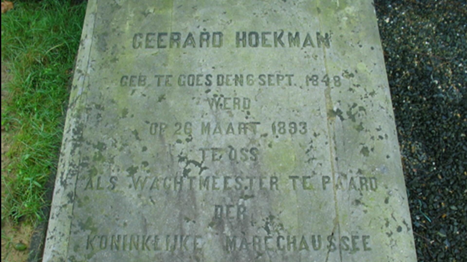 De grafsteen van wachtmeester Geerard Hoekman op de Algemene Begraafplaats Den Hooghen Heuvel te Oss. (Foto: Piet van Duppen)