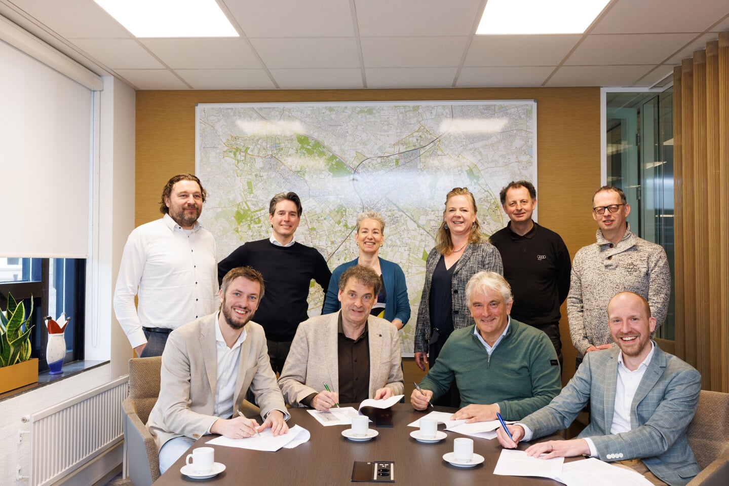 Gemeente Meierijstad, Rabo SmartBuilds, woningcorporatie Area en ontwikkelaar Vudel Invest BV tekenden op woensdag 13 maart een intentieverklaring om samen een snelle bijdrage te leveren aan het oplossen van de lokale woningnood.
