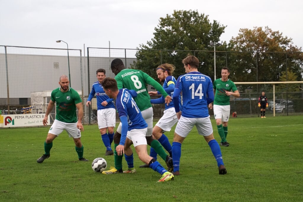FC Schadewijk verloor van Avanti'31. (Foto: Piet van Vorstenbosch)
