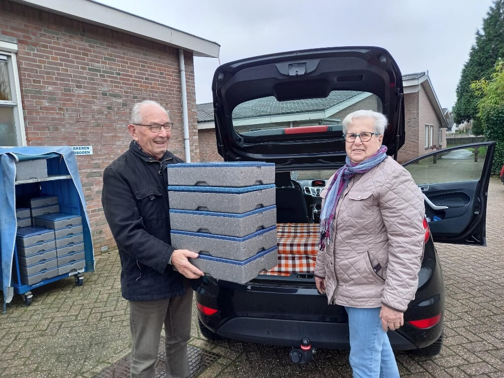 Harrie en Mies van de Pas zijn na 23 jaar gestopt als vrijwilliger bij Tafeltje Dekje.