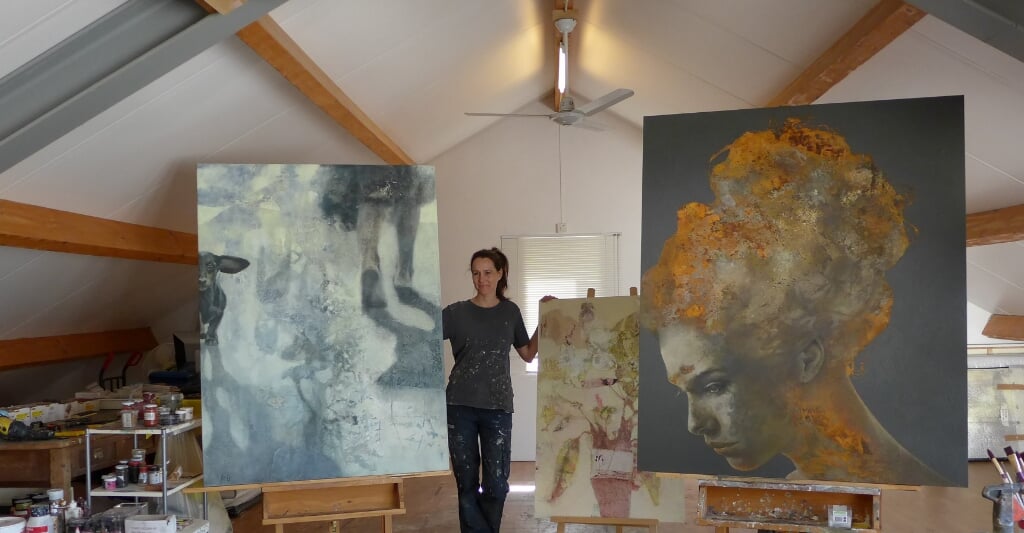 Kunstenares Iris Schreven toont haar werken vanaf zondag in Museum Het Petershuis in Gennep.