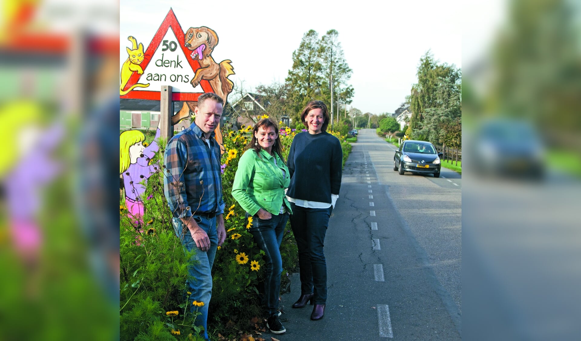 De initiatiefnemers voor een veiliger verkeerssituatie: Hans Mourits, Jorinda van der Werf en Maria Dorresteijn