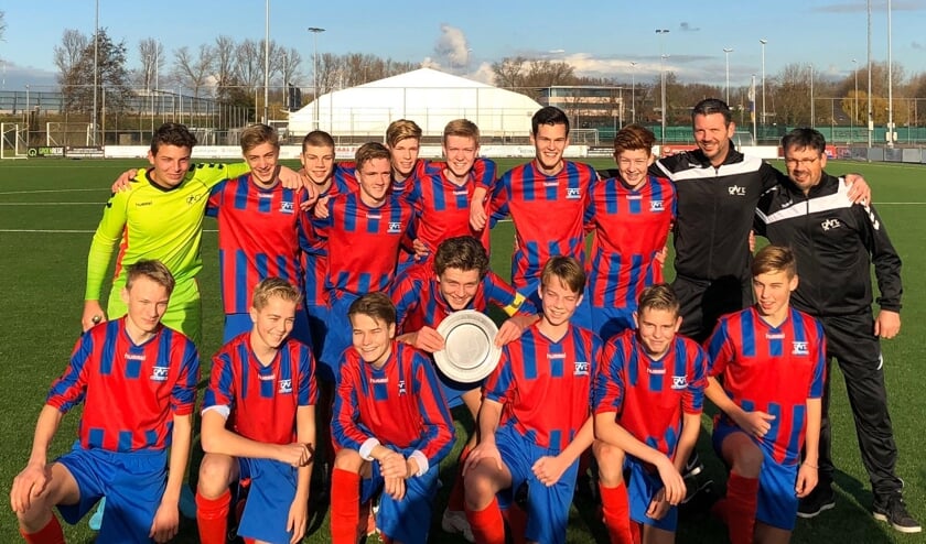 CVC JO-16-1, Lucas, Bart, Robin, Lars, Jasper, Richard, Bas, Xander, Marco en Ron bovenste rij Kristian, Jonathan, Joey, Yoshua, Wouter, Tim en Maarten onderste rij.