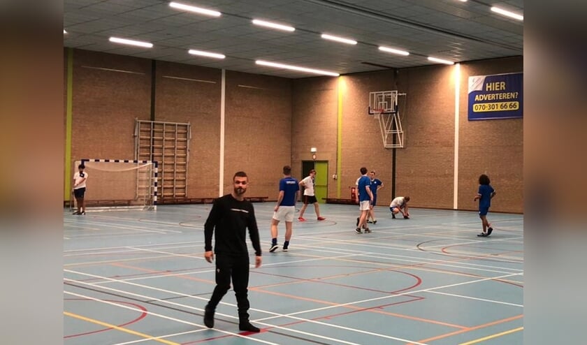 De zaaltraining van Rohda'76.