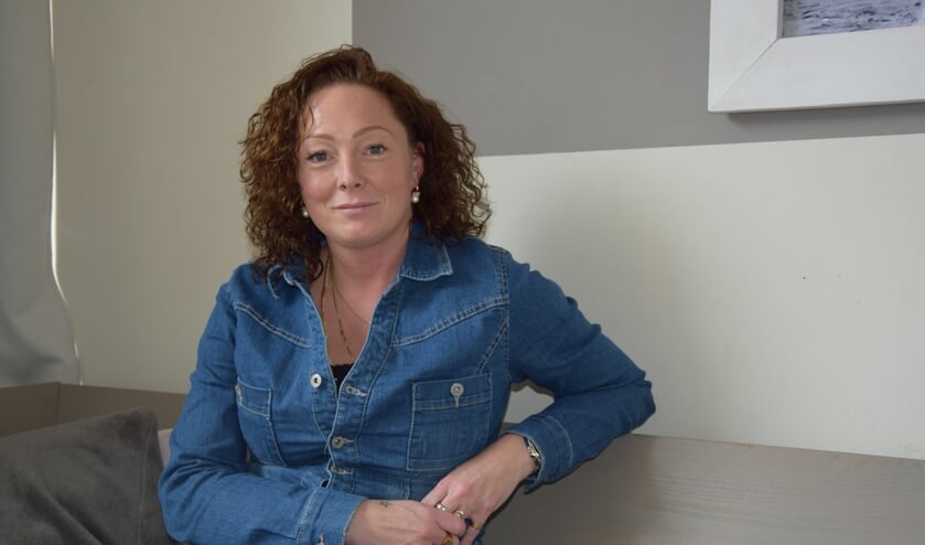 <p>Verpleegkundige Carolien: "We moeten het toch met zijn allen doen. Dat moeten we niet vergeten."</p>