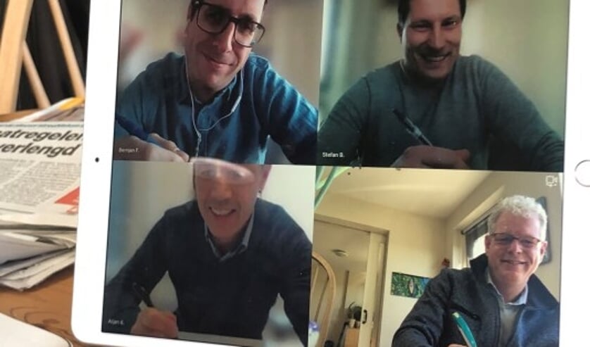 In deze bijzondere tijd wordt de intentieovereenkomst thuis ondertekend door wethouder Dirk-Jan Knol, terwijl het projectteam, bestaande uit Bernjan Faber van Brookland, Stefan Boere van Janssen de Jong Projectontwikkeling, Arjan de Vries van Slokker Vastgoed en Galtjo van Zutphen van gemeente Bodegraven-Reeuwijk, via Teams hierbij aanwezig is.