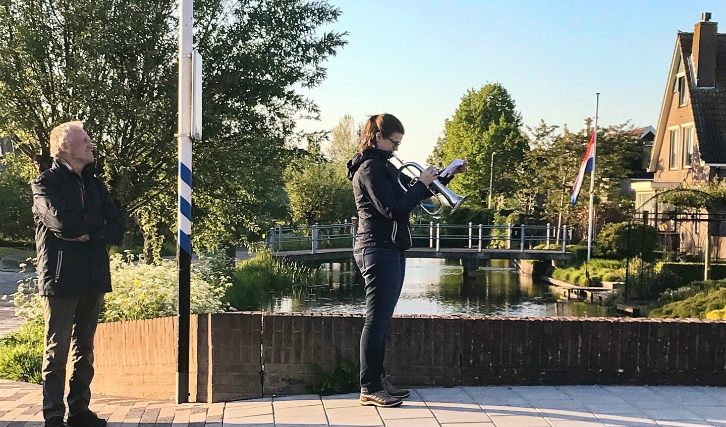 Willeke van Duuren blies in Driebruggen de Taptoe/Lastpost