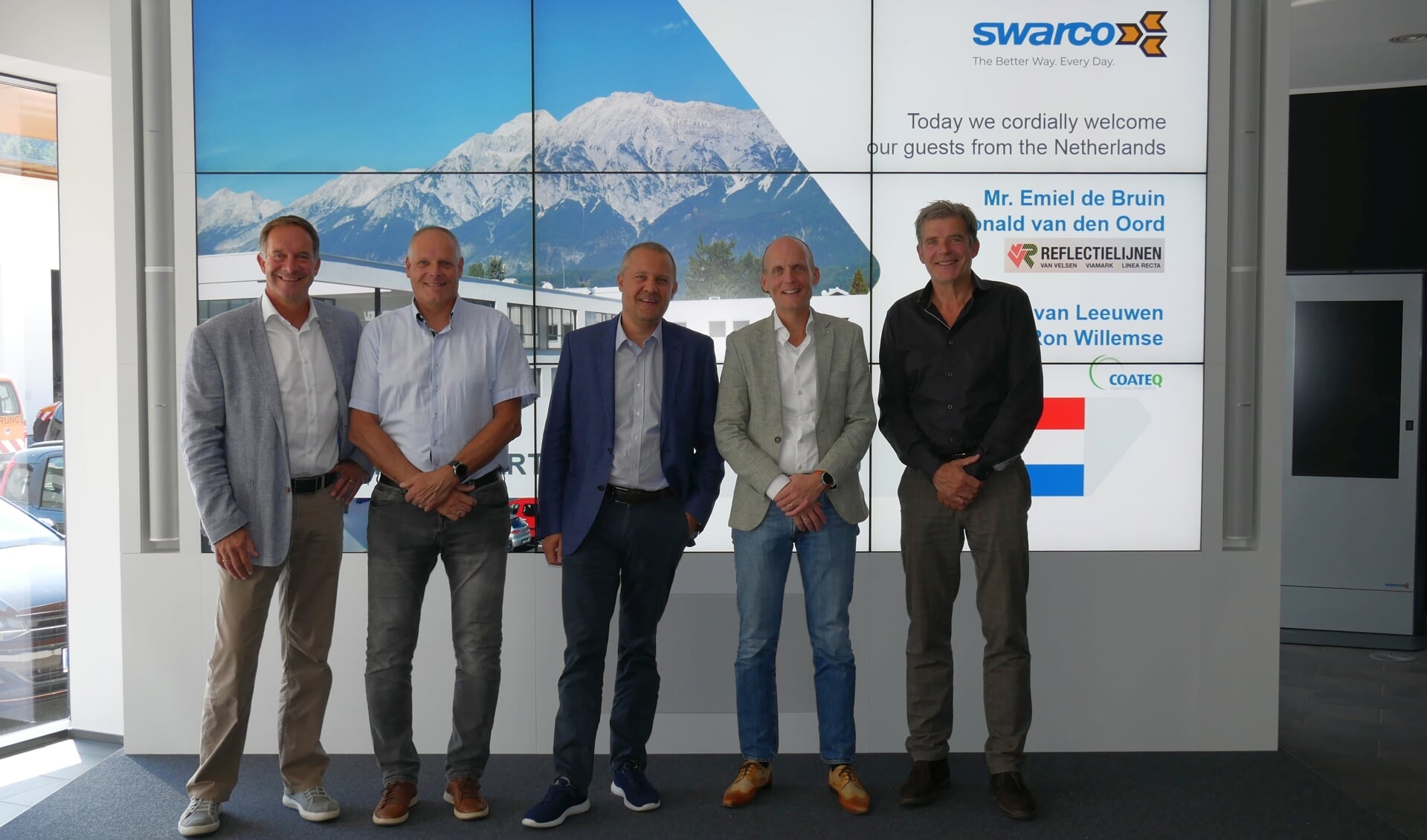 v.l.n.r. Ron Willemse (Coateq), Ronald van den Oord (Van Velsen), Philipp Swarovski (Swarco), Emiel de Bruin (Van Velsen), Henk van Leeuwen (Coateq)