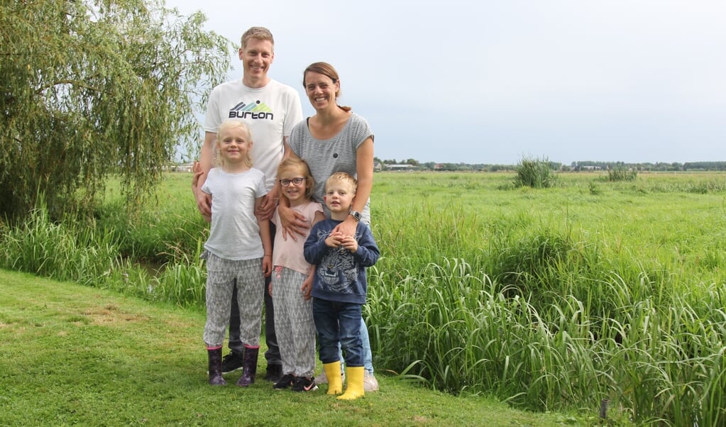 Familie Meijer op vakantie in de Middelburgse polder.