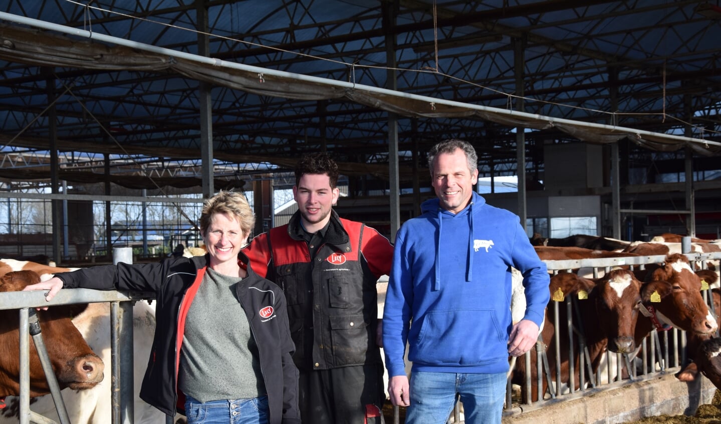 Yvonne, Jorden en Niels verbreden wat het betekent om zuivel te produceren.