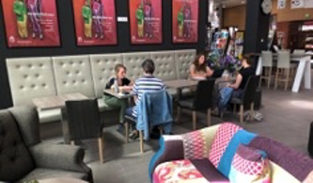 Werkcafé in het Evertshuis. Beeld: Werkcafé Midden-Holland