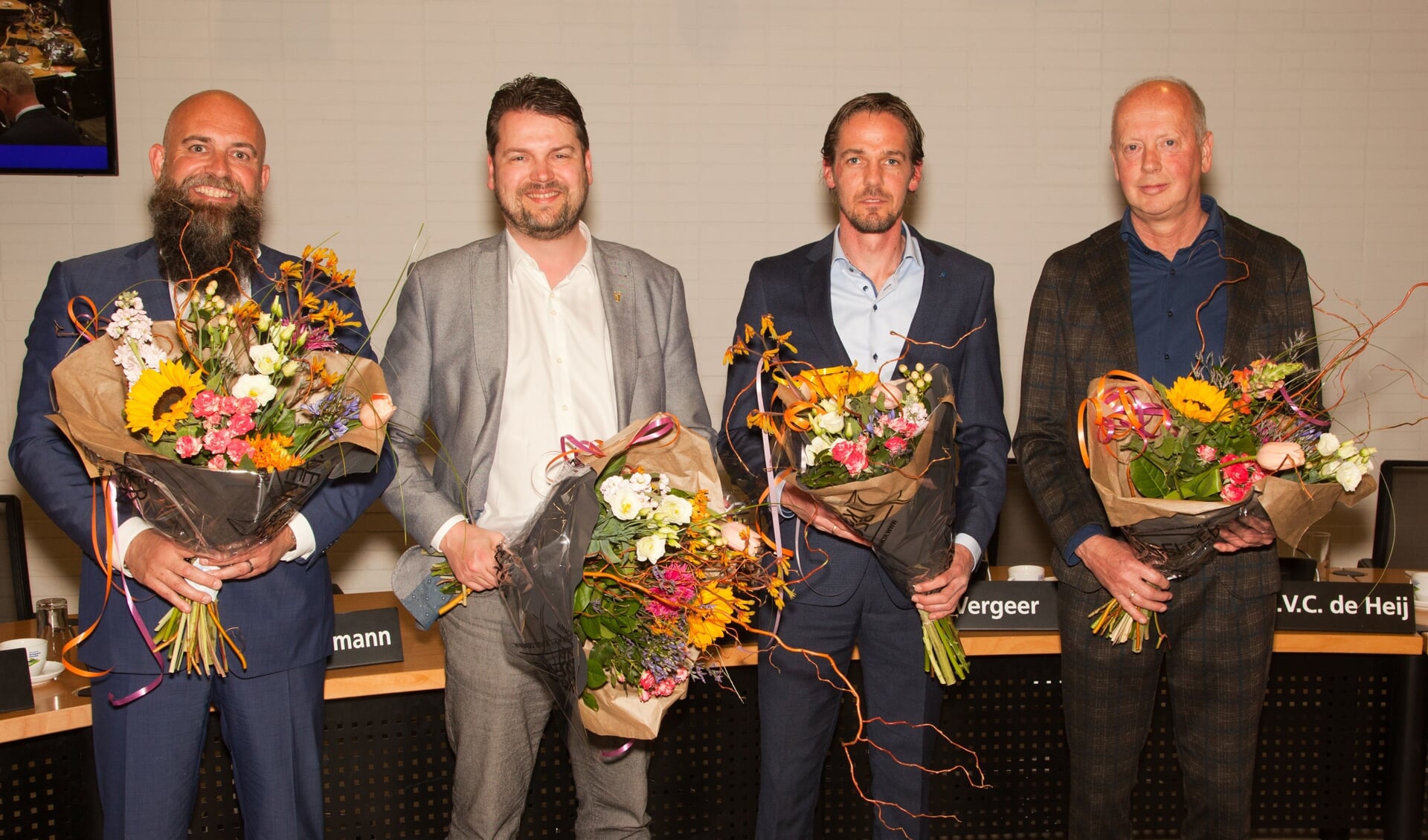 De nieuw benoemde raadsleden v.l.n.r.: Dieter Möckelmann (CDA), Bas Otting (D66), Robin Borg (BBR) en Johan Langeraar (ChristenUnie).