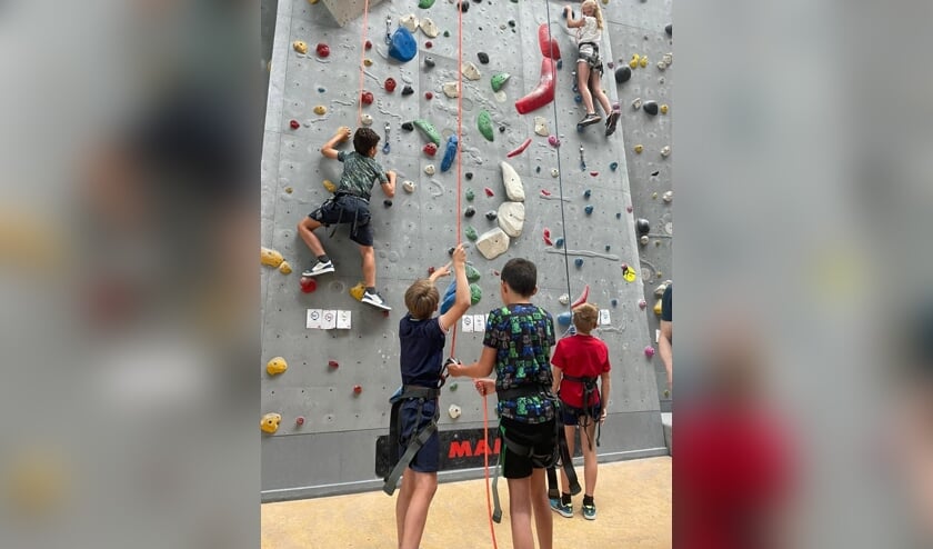 De Venen klimt voor WarChild