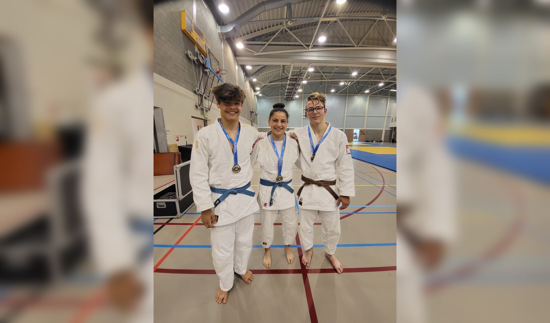 Sieb Griede, Storm van Dijk en Bianca Kamal Ghatias op het DK judo -18 jaar. Beeld: Chikara sport