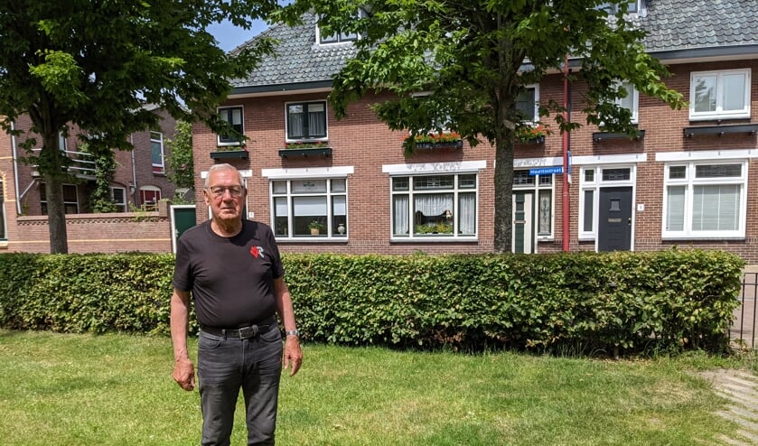 Cor van Velsen in gast van de streek.