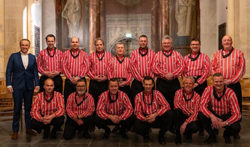 Urker Mans Formatie zingt voor Ethiopie. 