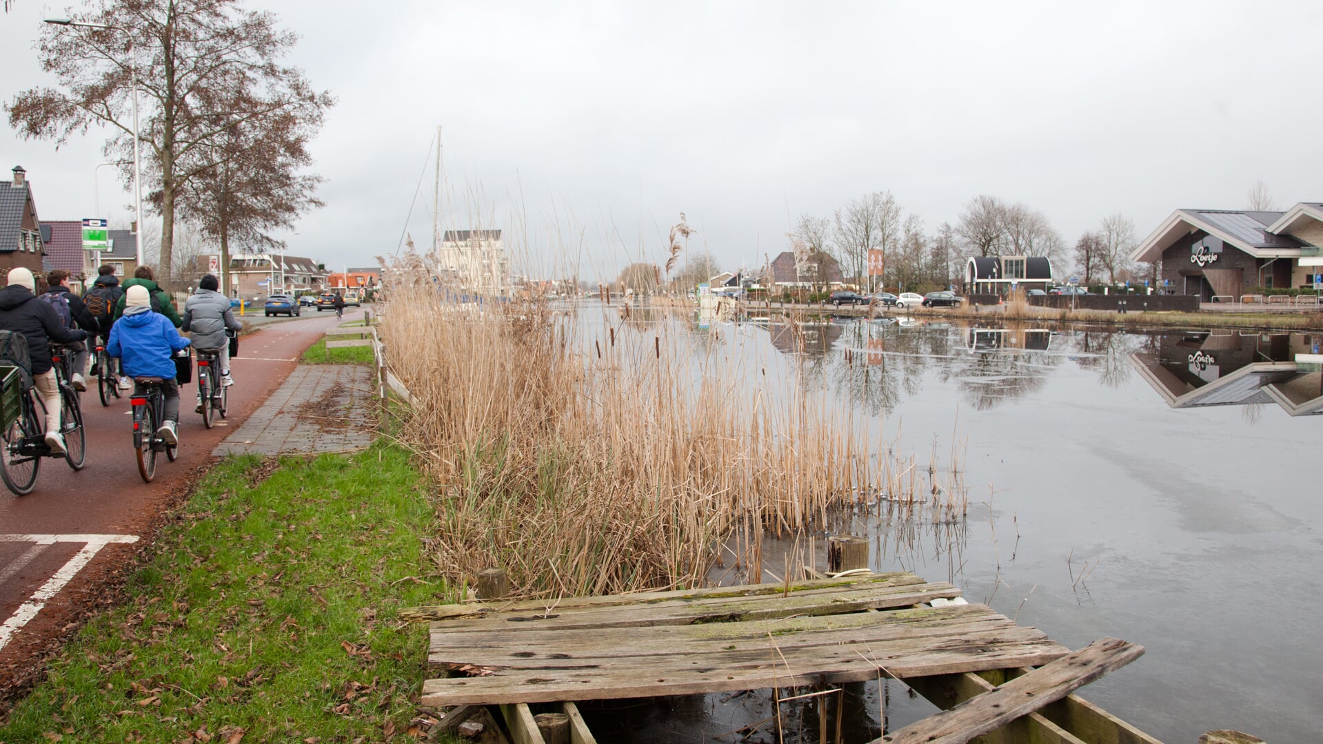 De locatie waar de loswal moet komen in de Breevaart.