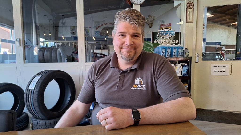 Hilco Kapteijn, eigenaar van AlDex auto- en bandenservice, is kersvers kandidaat-bestuurslid. Hij vertelt graag over de nieuwe koers van Platform-Z.