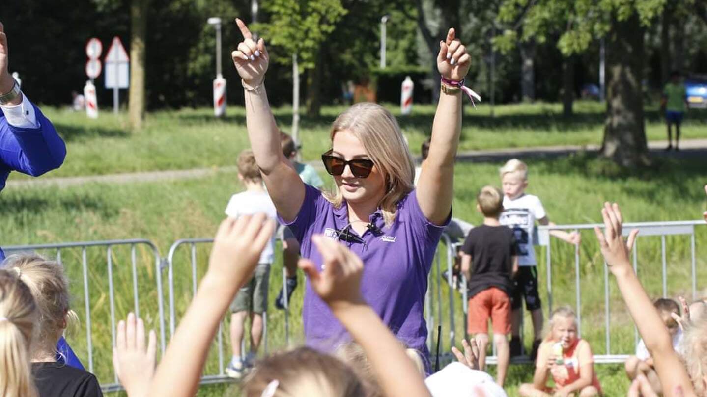 Renee van Schaik in actie op de Vakantiespelen.