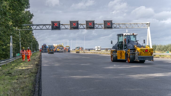 In juni geen files, maar wegwerkers op de A12. Foto: Paul van Baardwijk