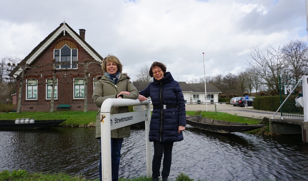 Bousa directeur Wieneke en coördinator Agnes voor het Streekmuseum in Reeuwijk. Beeld: Touria Drif