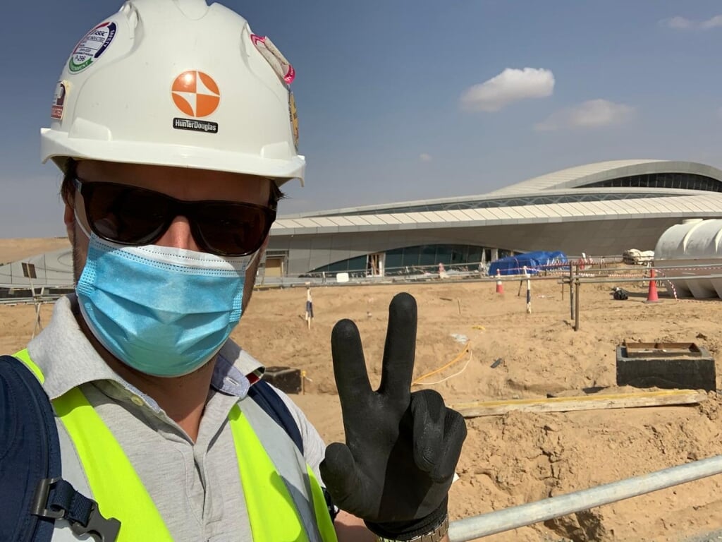 Dubai is het walhalla van de bouwkunde, vindt Wouter. Hij komt voor zijn werk graag op de bouwplaats.