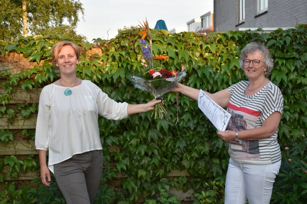 Lenneke Kalisvaart (links) en Hienke v. Langevelde (rechts).