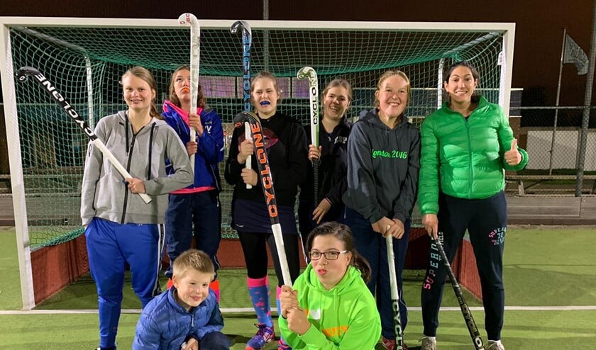 Het G-hockey team traint en speelt al 5 jaar met veel plezier samen en is op zoek naar versterking. www.hvbleiswijk.nl. (Foto: PR)