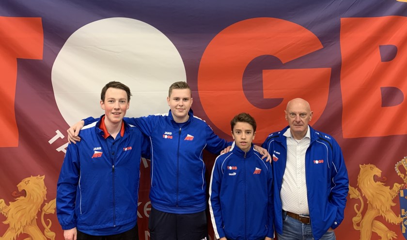 (v.l.n.r.): Luc Grünbauer, Tom Luyken, David Leeson en Rob Rutjes (coach).