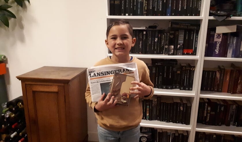 Joep mag dankzij zijn oplettendheid gaan genieten van zijn chocoladeletter. (Foto: AS)