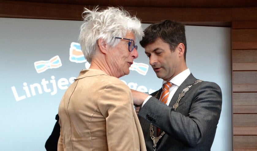 Voor Volwassenen, zoals vorig jaar Tonnie Oosterlaan, was er al een 'lintjesregen'. Voor de jeugd komt er nu een speciale onderscheiding. (Foto: Archief)