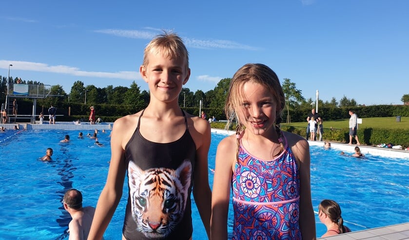Moreno en Lisanne uit Delft waren speciaal naar Lansingerland gekomen om de vierdaagse te zwemmen.
