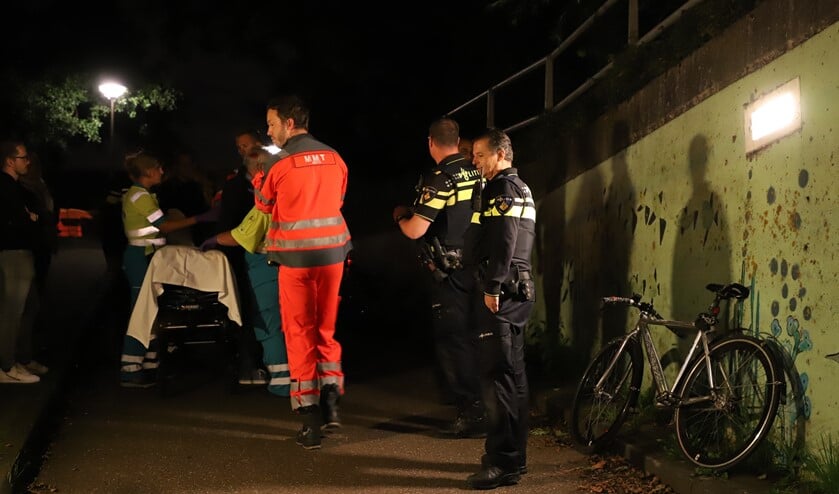Behulpzame omstanders schakelden al snel de hulpdiensten in. (Foto: Spa Media)