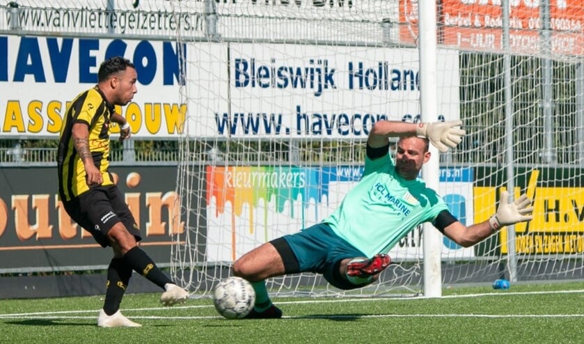 Doelman Ken Stigt van cvv Berkel keepte ondanks twee tegengoals een prima wedstrijd. (Foto: Ron Fruining)