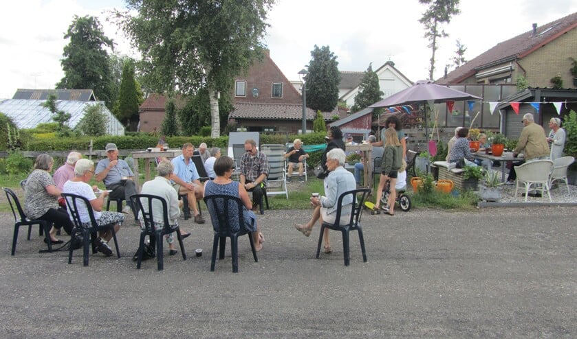 Het was een gezellig 'samenzijn op afstand' in het buurtschap.